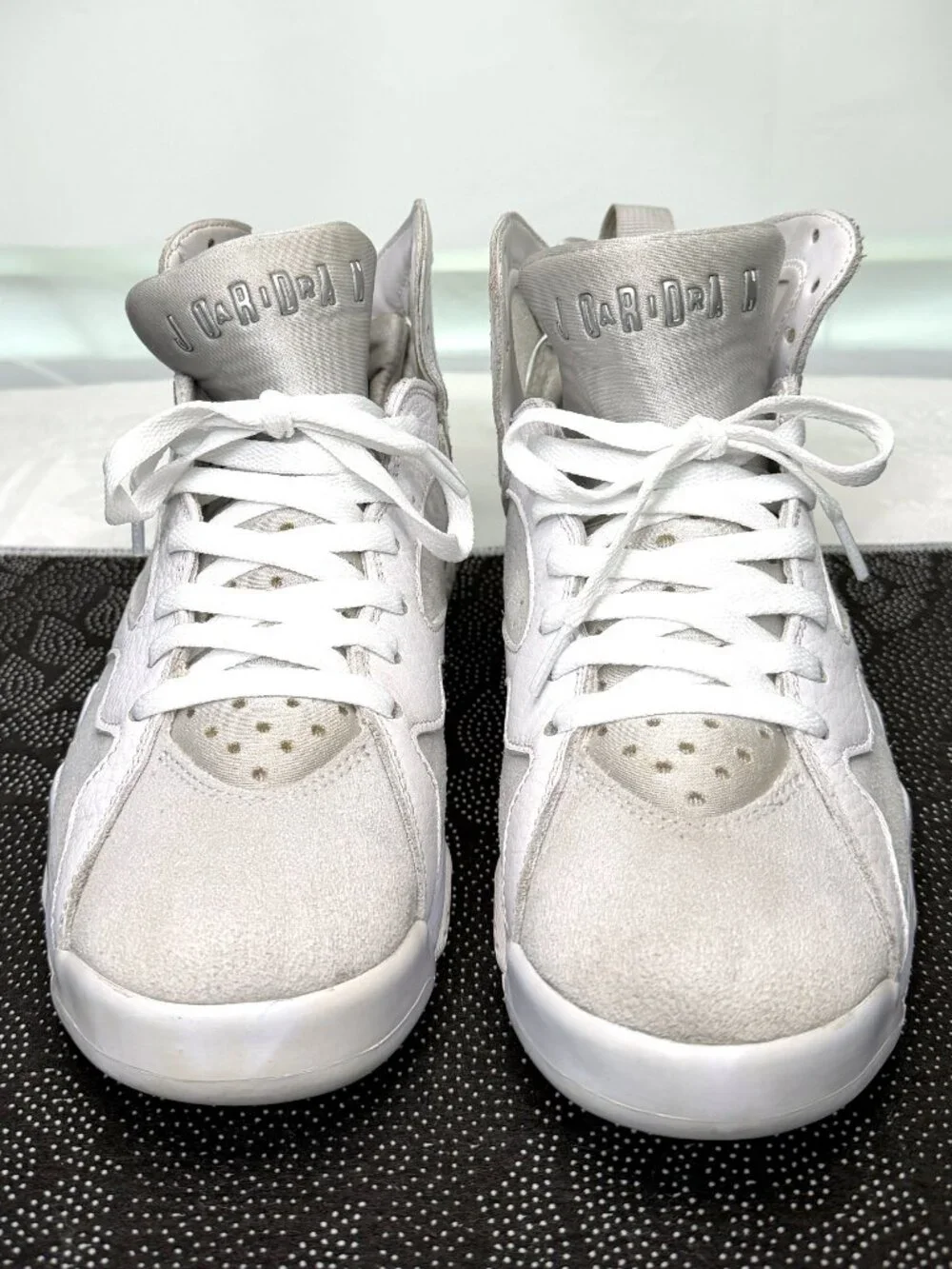Nike Air Jordan 7 Retro Pure Platinum (304775-120) Men’s Size 9